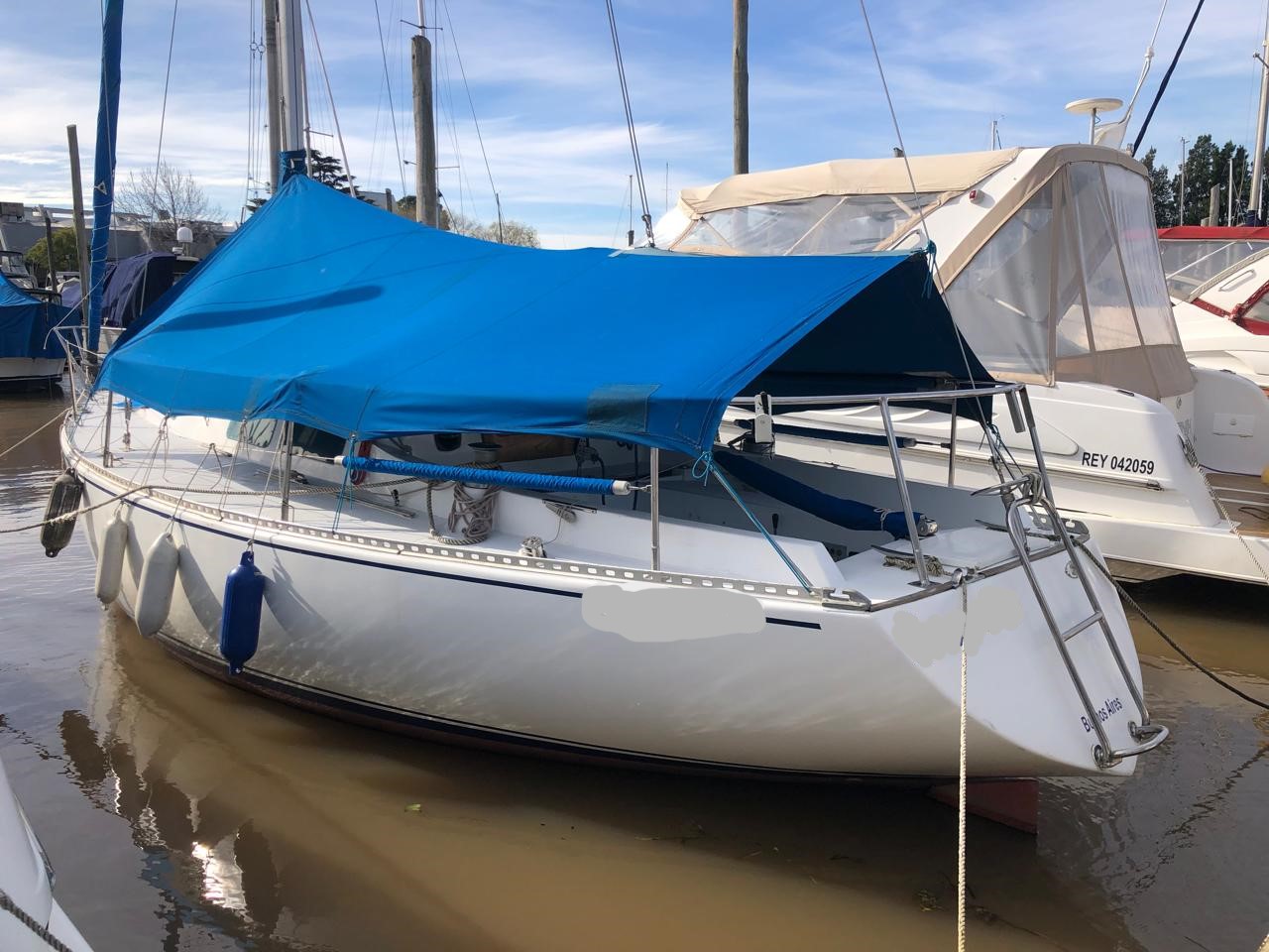 VELERO ROY 32