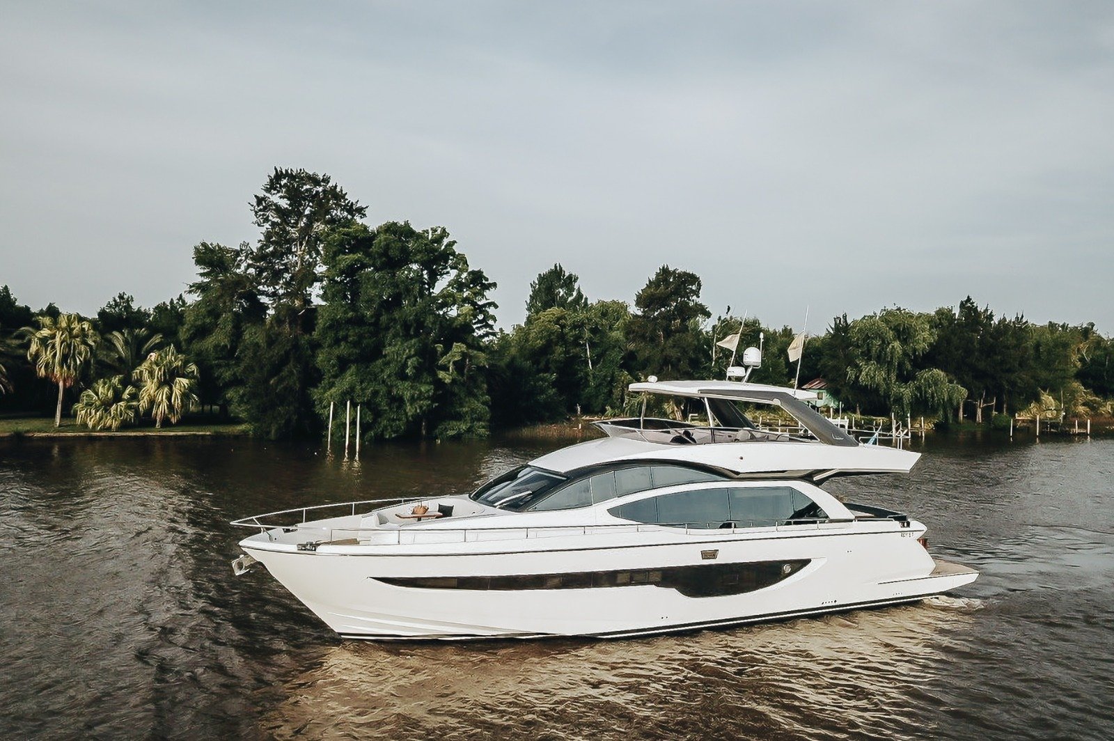 RIVIERA 60